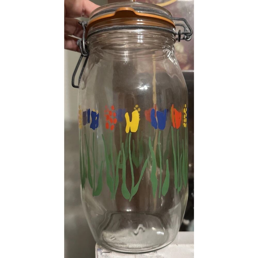 ARC France Glass‎ 2 L Canister With Floral Design